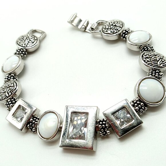 Lia Sophia Clear Cut Crystals Mother of Pearl Textured Links Rhodium Bracelet - Picture 1 of 14